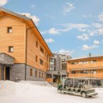 Golden Lodges Type 75