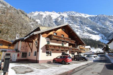 Chalet Huben XL