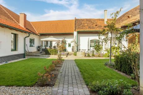 Top 3 - Grosses Appartement mit eigener Terasse