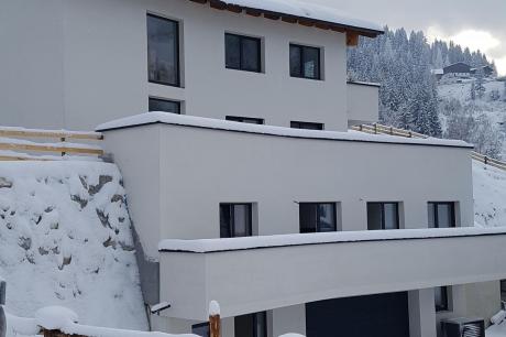 Apartment mit Balkon und wunderschönem Bergblick -